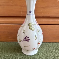 ロイヤルクラウンダービー　フラワーベース　花瓶