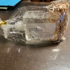 LEAF &BOTANICS LAVENDER HANDSOAPの画像