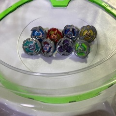 一緒にベイブレードしてくれませんか？
