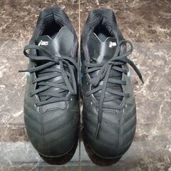 アシックス　サッカーシューズ　22.5センチ　美品の画像