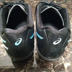 アシックス　サッカーシューズ　22.5センチ　美品の画像