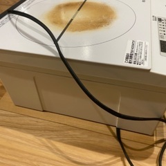 IHクッキングヒーター　IHK-W12S-Wの画像