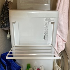 【決まりました】山崎実業(Yamazaki) 洗濯機横 マグネット 折り畳み棚 ホワイト 約W41XD27XH25.5cm タワー tower 省スペース ラック 折り畳み式 5096の画像