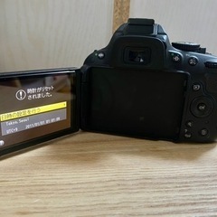 美品✨Nikon D5100 LK18-55 電池二つ・付属品・収納ケース付き　デジタル一眼レフカメラの画像