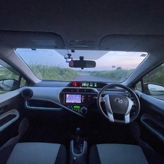 トヨタアクア　燃費の良いハイブリッド車の画像