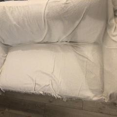 無料2人掛けソファ譲ります