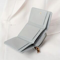 【グレー】三つ折り財布の画像