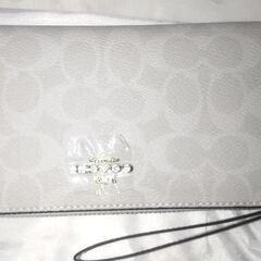 COACH女性用長財布