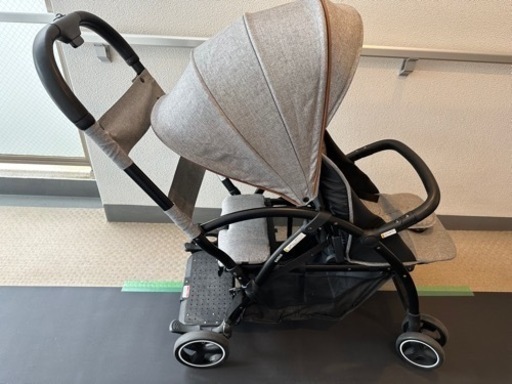 カトージ　二人乗りベビーカー『2seater』