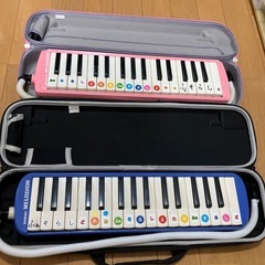 メロディオン　2台　鍵盤ハーモニカ