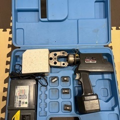 泉精器　充電　電動圧着工具の画像