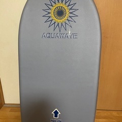 海で遊ぶボディボード　🏝️