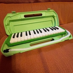 鍵盤ハーモニカ