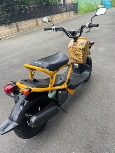 ズーマー 低走行 6,500km台 ノーマル メンテ済み 美品 タイヤ新品 キャブ車　東京杉並区　現車確認を 受付終了 ズーマー 低走行8,000km弱 希少な黄色+迷彩色 2003年式