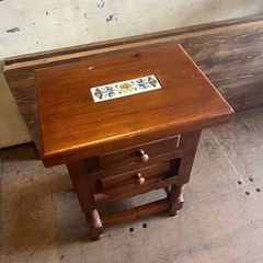 《売約済》【武蔵小山店】 バレンシア　アクタス　ACTUS スペイン　タイル　サイドテーブル　ミニチェスト　収納　木製　無垢　チェスト　引き出し　書類入れ　小物入れ　ナイトテーブル　drawer chest tile 検　ビンテージ　🚚 運搬無料エリア有 / 品川区 リサイクルショップ ランバールーム 武蔵小山店 ◀︎ 武蔵小山パルム 戸越銀座 隣の画像