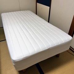 『無印良品』　シングルサイズ脚付マットレス(26㎝木製脚付き)　...