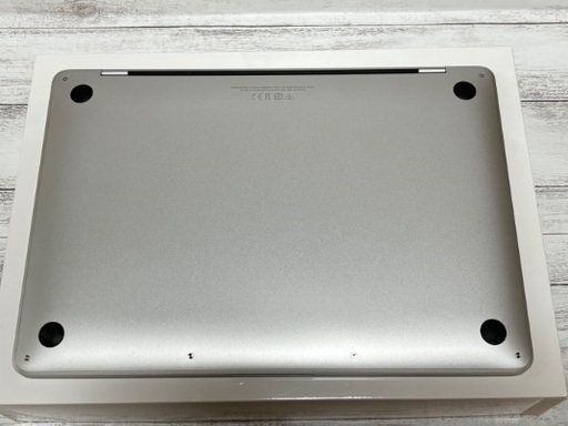 パソコン MacBook Pro 2022 M2 8GB 512GB