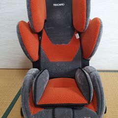 レカロ　RECARO　チャイルドシート 9-36kg 