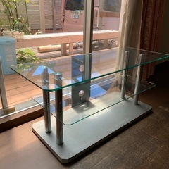 テレビボードの画像