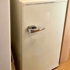 【取引完了】冷蔵庫レトロ風　差し上げます　中古