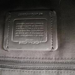 COACHショルダーバッグ黒の画像