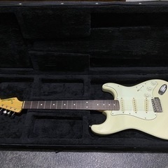 KC SEG100 semi hard case gig bag...