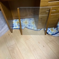 ライティングデスク　無料の画像