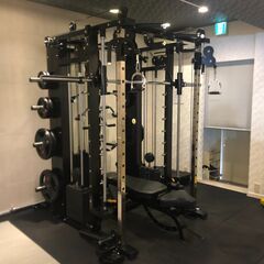 未経験歓迎　筋トレ好きな方に嬉しい施設　２０～３０代の女性が活躍中　整骨院の受付スタッフ募集の画像