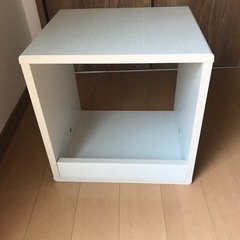 ナイトスタンド/Nightstand
