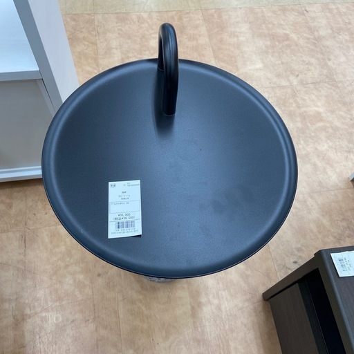 【トレファク摂津店】HAYサイドテーブル入荷致しました！！