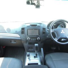24年 パジェロ 3.0 ロングGR 4WD/ナビ/フルセグTV/DVD再生/ドラレコ/バックカメラ/ETC/100,200㎞の画像