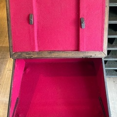 アンティーク収納の画像