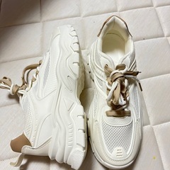 厚底スニーカー　未使用品の画像
