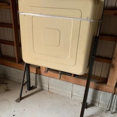 オイルタンク 200L 灯油タンク