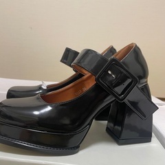 ハイヒールパンプスの画像