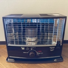 トヨトミ石油ストーブ、灯油タンク10L✖️2個、給油用ポンプ
