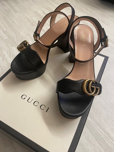 GUCCI サンダル　レディース　23.5センチ
