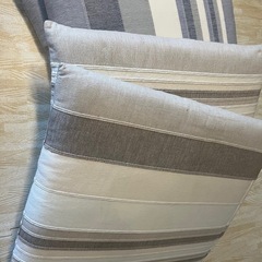 （決まりました）ニトリ　　座布団　　55✖️59　青2枚ピンク2...