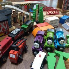 木製レール、トーマス、新幹線、ドクターイエローの画像
