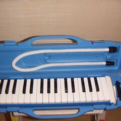 SUZUKI スズキ 鍵盤ハーモニカ メロディオン アルト 32...