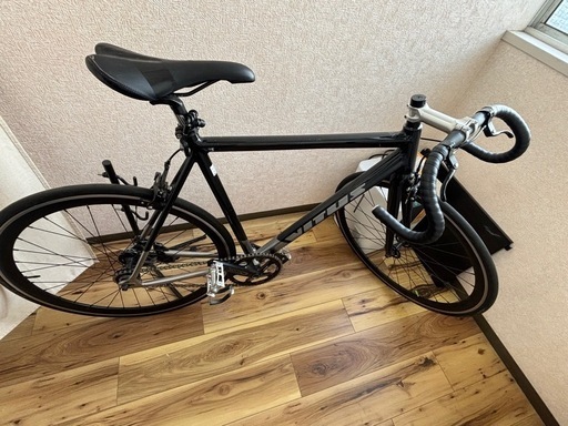 ロードバイク、ピストバイク