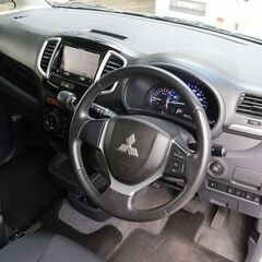 シルバーの車ってカッコよくないですか？の画像