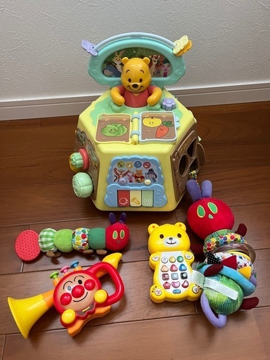 ベビー　おもちゃ　プーさん　はらぺこあおむし　アンパンマン