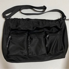 【新品】ショルダーバッグ　　