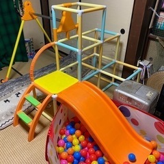 ジャングルジム