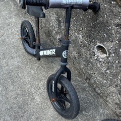 ストライダーの画像