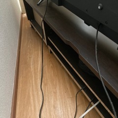 ロータイプ組み立て式木目調テレビ台の画像