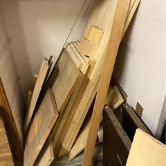 一枚板、DIYに使えそうな木材等の画像