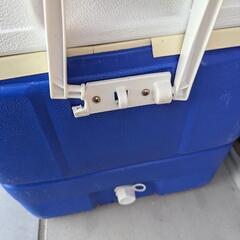 IGLOO　クーラーボックス　40L？の画像