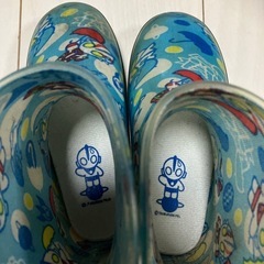 訳ありウルトラマン長靴17cmの画像